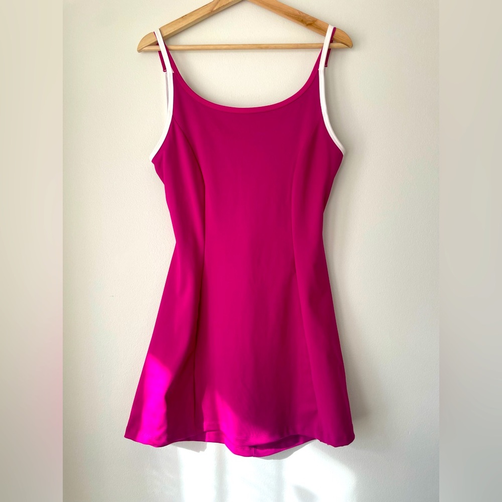 NWOT Sincerely Jules Active Fushia Dress - L